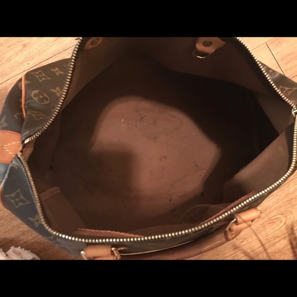 Authentic Louis Vuitton - Picture 5 of 8